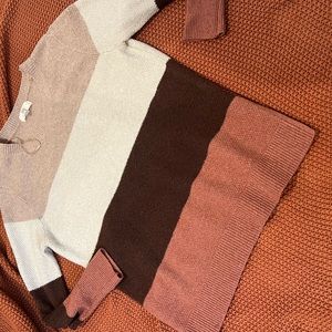 Pinque Robin Colorblock Crew Neck pullover